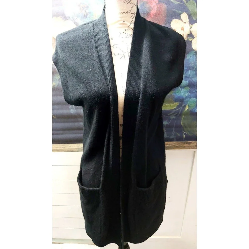 100% Cashmere Sweater Cardigan by Cashmere Box size XS Black Classic